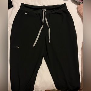 women's Black Zamora™ High Waisted 2.0 - Petite Jogger Scrub Pants - L